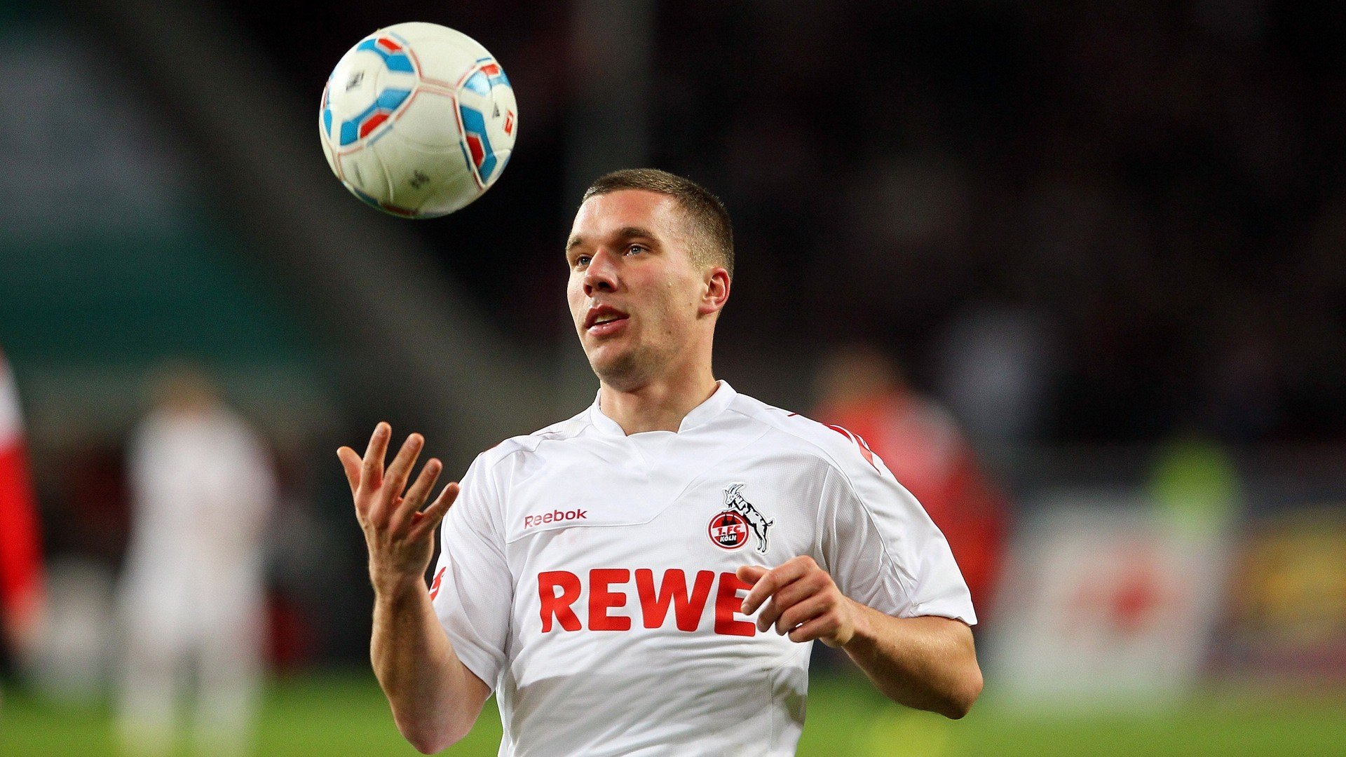 英雄联盟赛季MVP评选标准引发争议,英雄联盟mvp次数排名